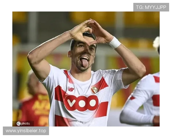 华裔中场蒂格正式加盟比甲劲旅梅赫伦开启欧洲职业新征程