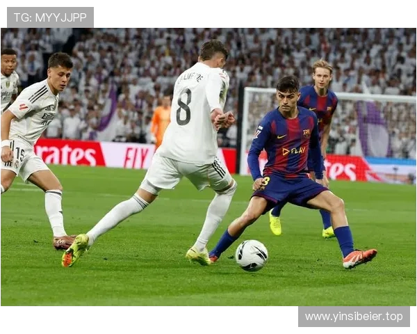 佩德里评巴萨赛季表现：可打6-7分 盼再擒皇马完成双杀